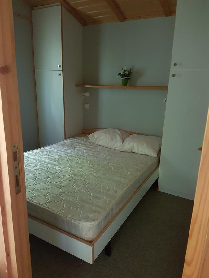 Camping Au Bois Dormant Hotel Chauffour-sur-Vell Exterior photo