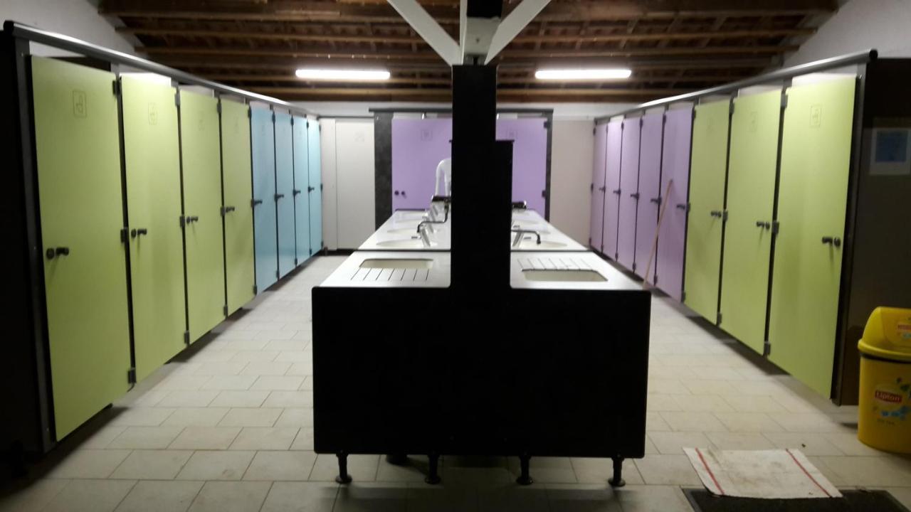 Camping Au Bois Dormant Hotel Chauffour-sur-Vell Exterior photo